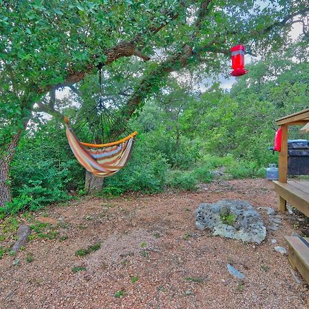 Sunflower Ridge Bungalow Wimberley Bagian luar foto
