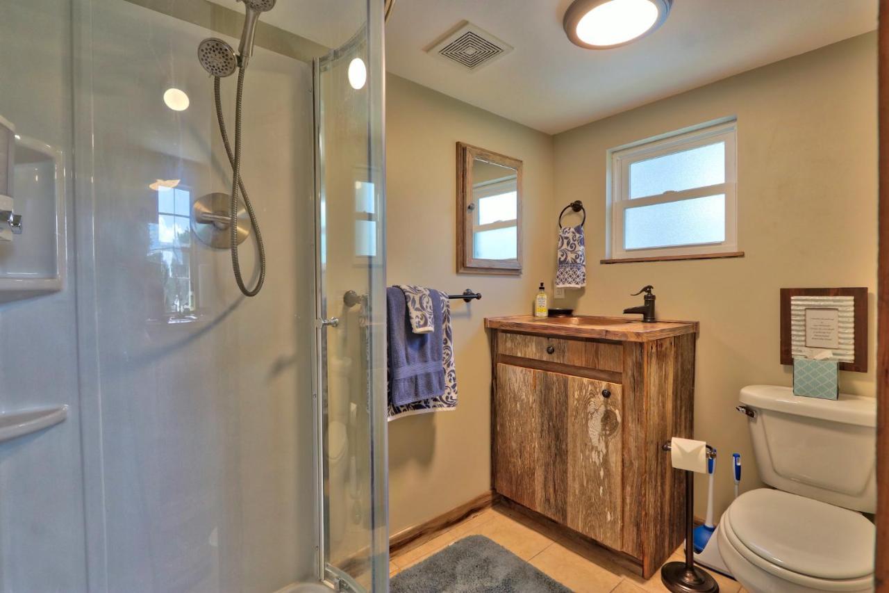 Sunflower Ridge Bungalow Wimberley Bagian luar foto